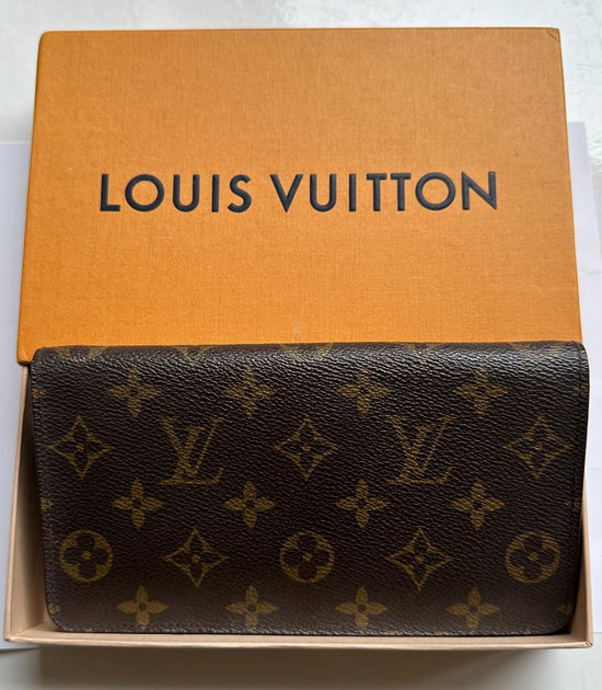 LOUIS VUITTON WOMEN’S Zipper Wallet Pre-owned with Box (Zero Tariff)